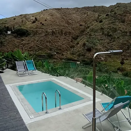 Сasa de vacaciones Casa Del Arbol De Bibiana 1 Hermigua